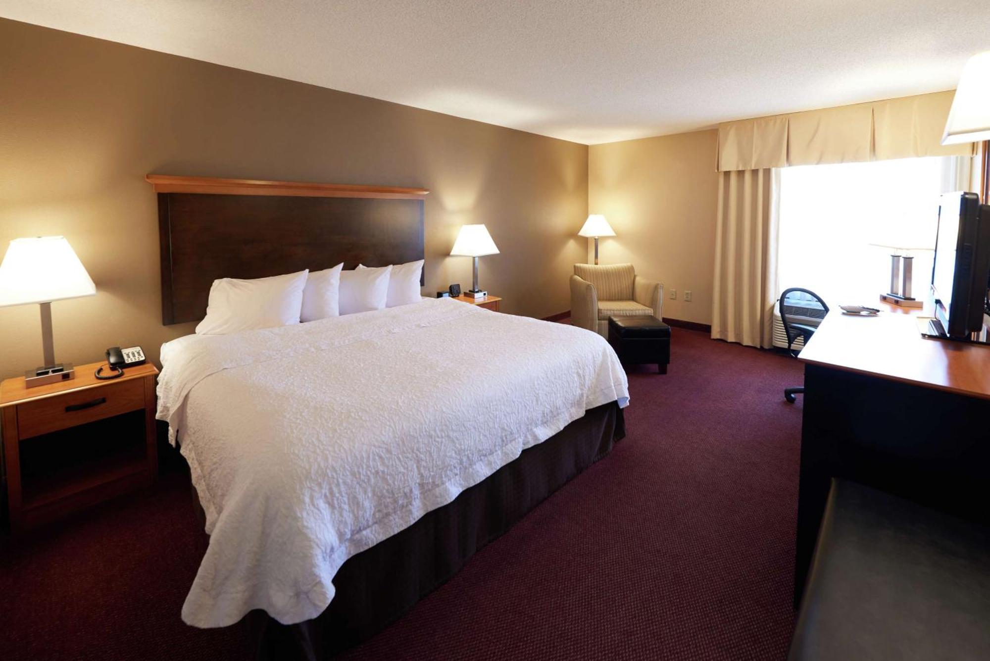 Hampton Inn Massillon Buitenkant foto